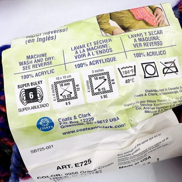 Red Heart Bright and Lofty Yarn Boucle Bulky Total GRAPE CRUSH Purple - Picture 5 of 8